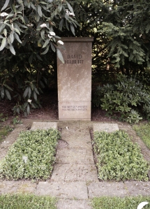 Hilbert's grave with the simple words: Wir müssen wissen. Wir werden wissen.